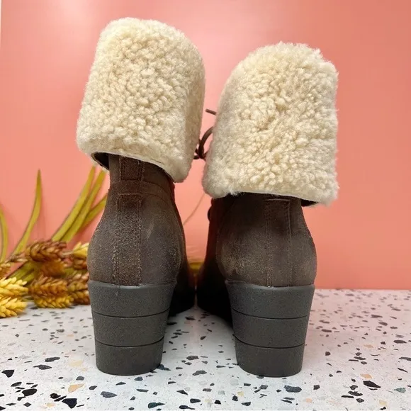 Ugg Shearling Zea Cuffed Brown Leather Lace Up Women’s boots Sz 12