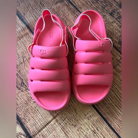 UGG SPORT YEAH Water-Resistant Slingback  sandals PINK size 5
