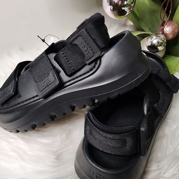 Ugg Stratus Women Sandals new