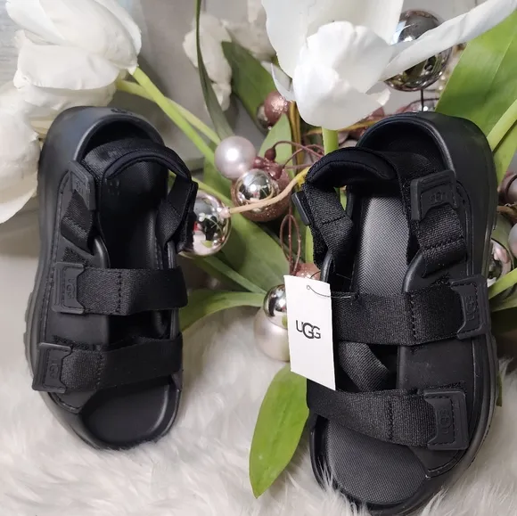 Ugg Stratus Women Sandals new