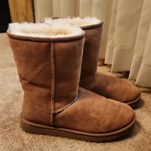 UGG TanClassic Short Shearling Boots