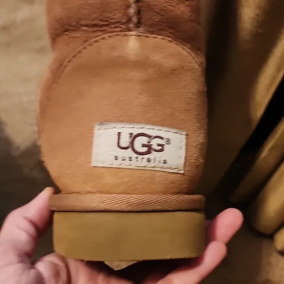 UGG TanClassic Short Shearling Boots