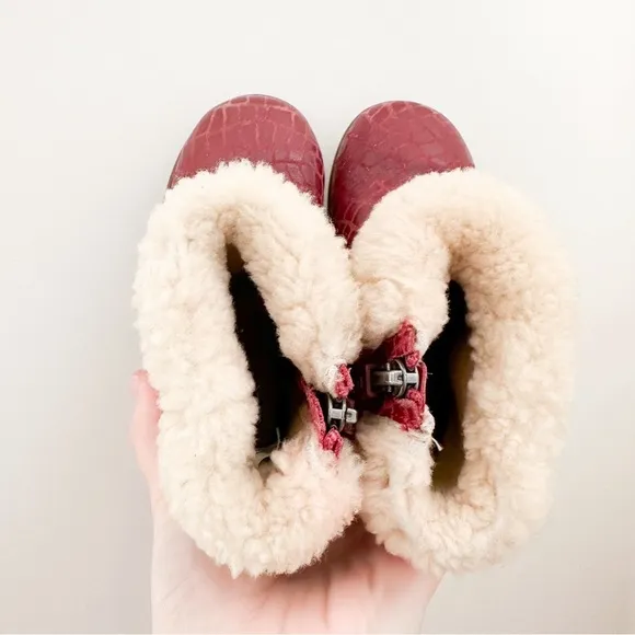 UGG Toddler Girl Leather Boots Jorie Croc US sz 8 Red
