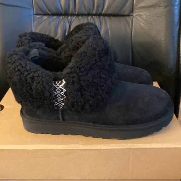 UGG Ultra Mini Braid boots