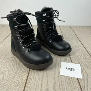 UGG Viki Waterproof Lace Up Boots US6 Black Leather &amp; Shearling $220