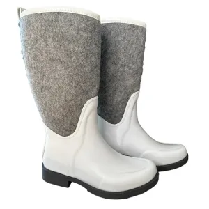 Ugg | White and Gray Reignfall Waterproof Boots Size 6