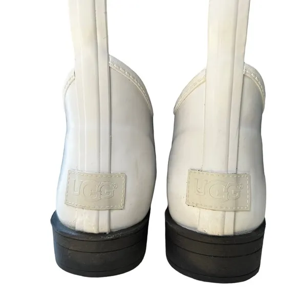 Ugg | White and Gray Reignfall Waterproof Boots Size 6