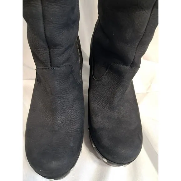 UGG Womans 7 Carnegie Leather Shearling Fur Lined Clog Boots Wood Heel Platform
