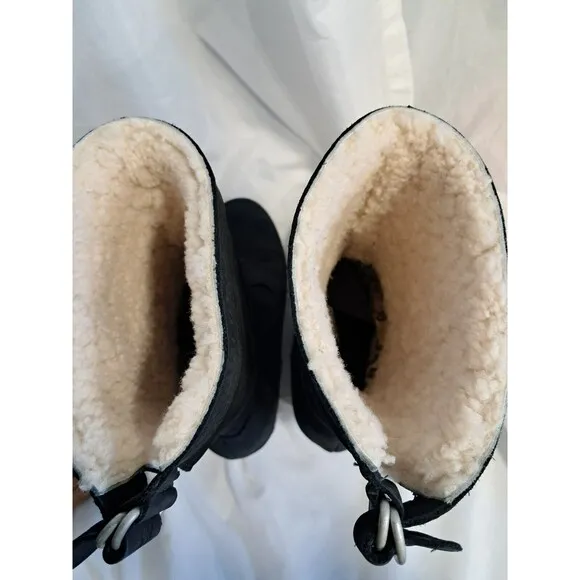 UGG Womans 7 Carnegie Leather Shearling Fur Lined Clog Boots Wood Heel Platform
