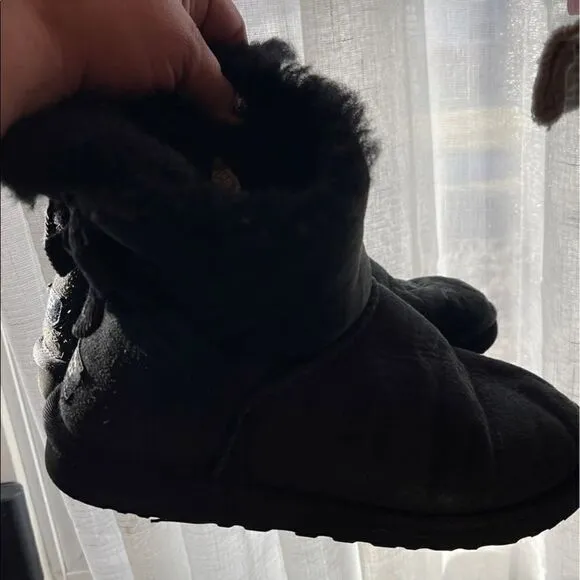 UGG Womens Black Mini Bailey Bow corduroy Boots 9