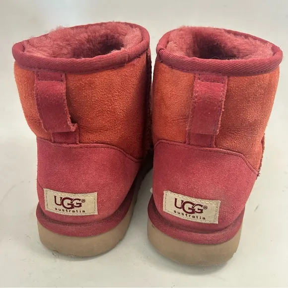 UGG Women's Classic Mini 5854 Suede Ankle Boots Rare Color Rust Maroon Size 8