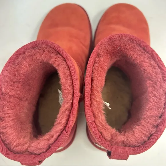 UGG Women's Classic Mini 5854 Suede Ankle Boots Rare Color Rust Maroon Size 8