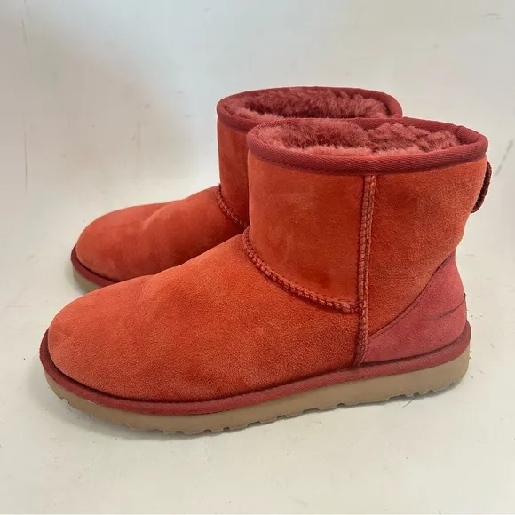 UGG Women's Classic Mini 5854 Suede Ankle Boots Rare Color Rust Maroon Size 8