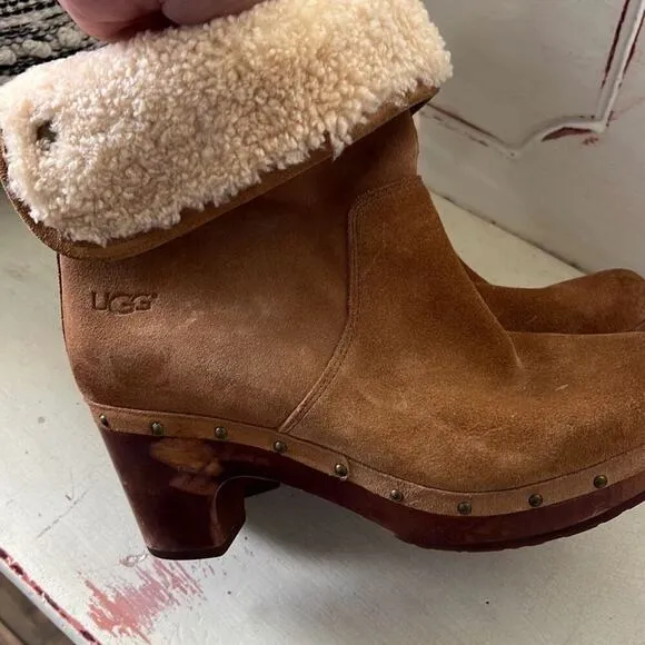 Ugg womens size 8 Lynnea fold over suede shearling cuff boots booties