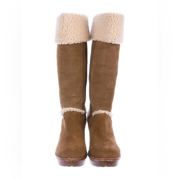 UGGAustralia Aubrie Wedge Boots size 10