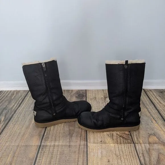 UGG boots Sutter in black size 4