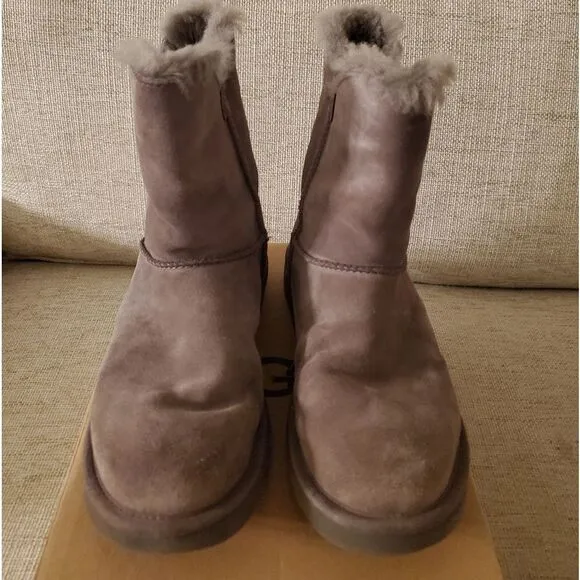 UGG Constantine Charcoal Boots sz 8