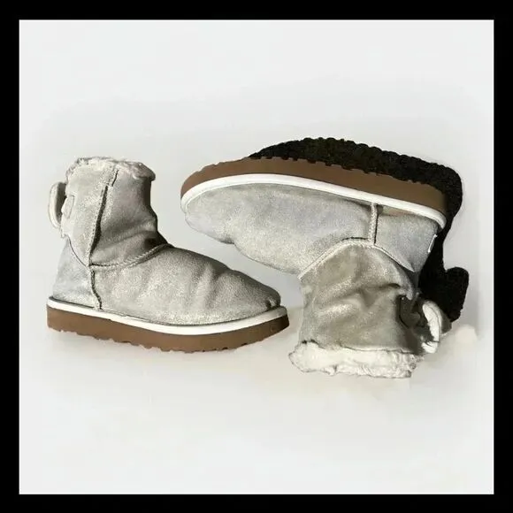 UGG PLATINUM GOLD SPARKLE FUR BOW SUEDE SHEEPWOOL BOOTS SIZE US 7/ EUR 38‎