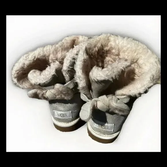 UGG PLATINUM GOLD SPARKLE FUR BOW SUEDE SHEEPWOOL BOOTS SIZE US 7/ EUR 38‎