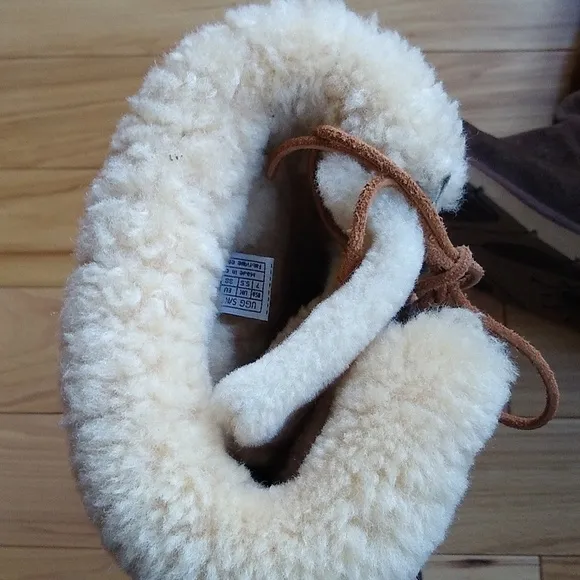 UGGS AUSTRALIA 5163 UPSIDE TALL SHEARLING SUEDE LACE UP BOOTS size 7