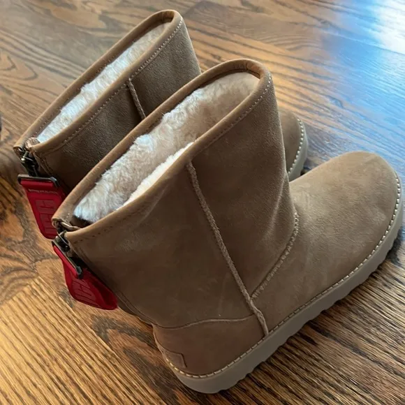 Uggs size 9 SHEARLING ANKLE BOOTS Damen Stiefel