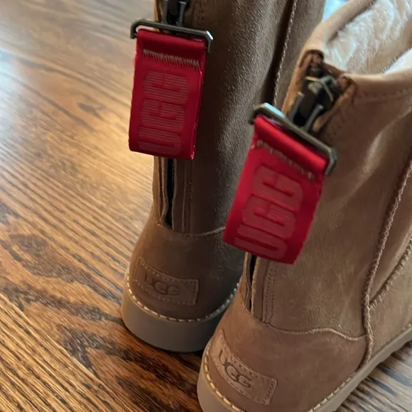 Uggs size 9 SHEARLING ANKLE BOOTS Damen Stiefel