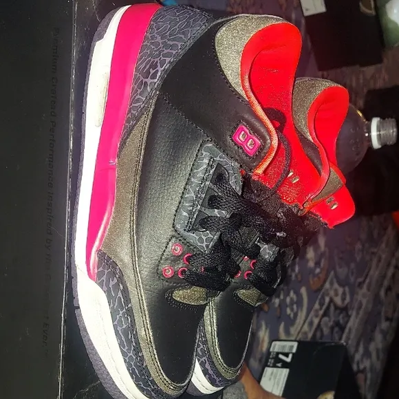 USED Air Jordan 3 Retro GS Kids Sneakers