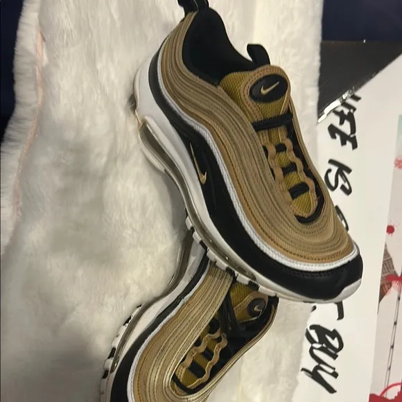 Used-Nike Air Max 97