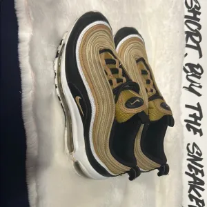 Used-Nike Air Max 97