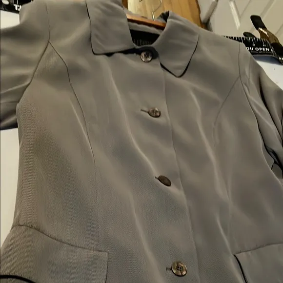 Utex Gray size 16 lightweight Trench Coat Classic Tailored Full-Length