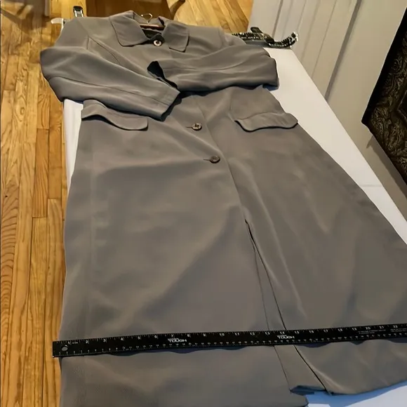 Utex Gray size 16 lightweight Trench Coat Classic Tailored Full-Length