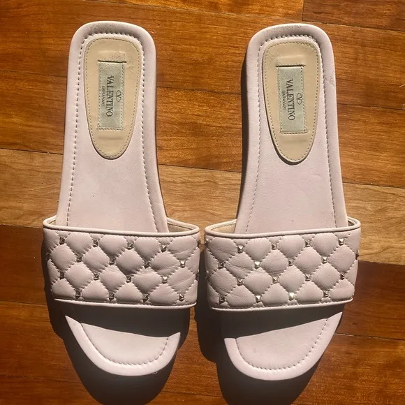 Valentino Garavani Pink Leather Rockstud Slide