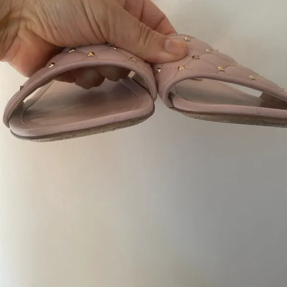 Valentino Garavani Pink Leather Rockstud Slide
