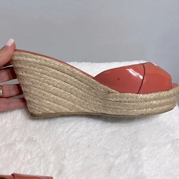 VALENTINO Mena Patent Leather Bow Accents Espadrilles in melon and jute 36 US 6