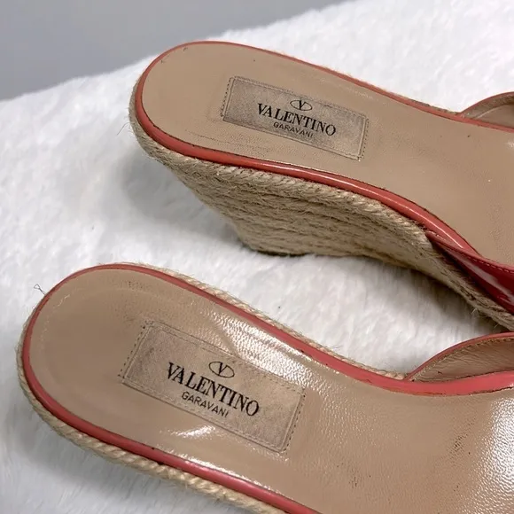 VALENTINO Mena Patent Leather Bow Accents Espadrilles in melon and jute 36 US 6