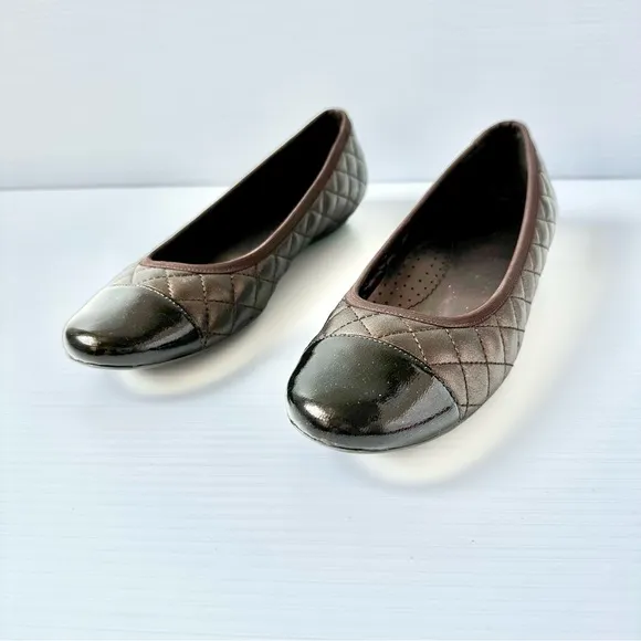 Vaneli Brown Patten Leather Toe Quilted Flats Size 8 1/2 Medium