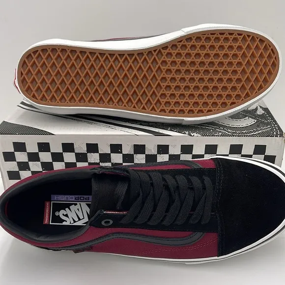 Vans Men’s Black and Burgundy Sneakers Skate Old Skool Port/BlackVN0A5FCB02Y