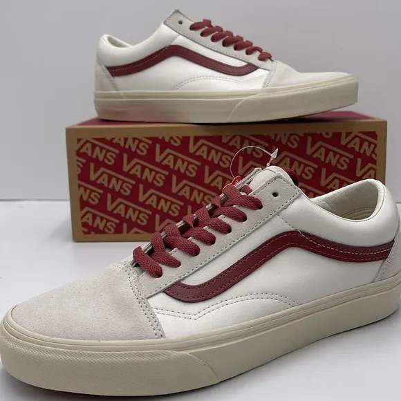 Vans Men’s White and Red Sneakers Old SkoolVintage Pop Marshmallow/VN0A4BW2R2S