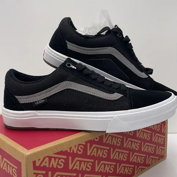 Vans WMNS Black and Gray Sneakers Bmx Old SkoolBlack/Gray/WhiteVN0A5JIP9BG