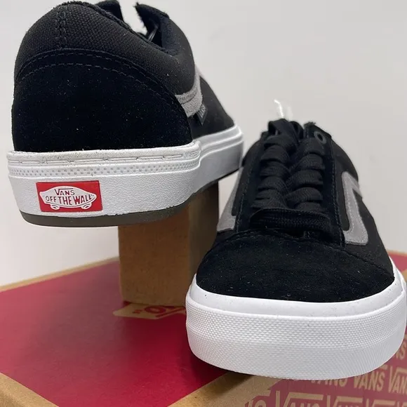 Vans WMNS Black and Gray Sneakers Bmx Old SkoolBlack/Gray/WhiteVN0A5JIP9BG