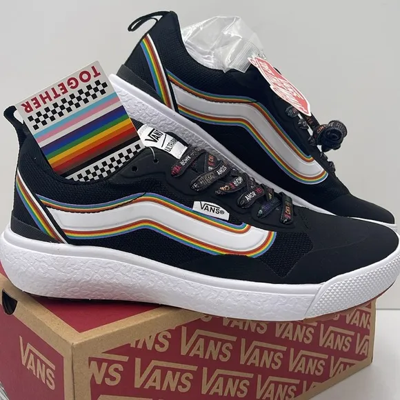 Vans WMNS Black Sneakers with Rainbow Stripes Ultrarange Exo(Pride) Black/True