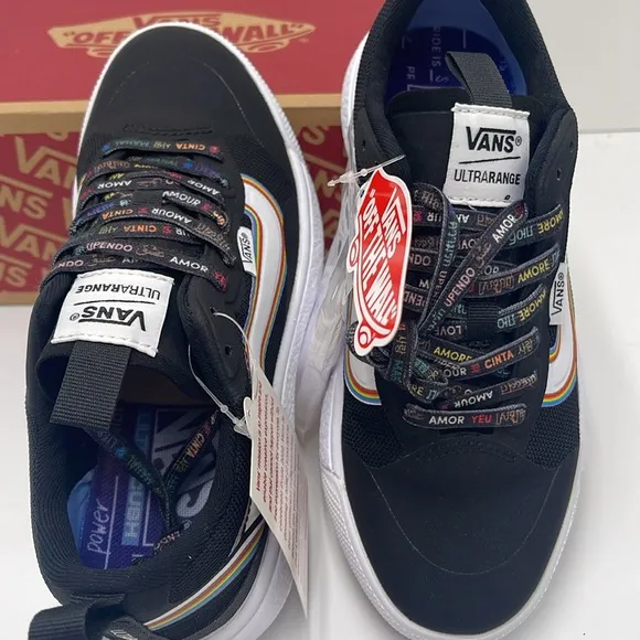 Vans WMNS Black Sneakers with Rainbow Stripes Ultrarange Exo(Pride) Black/True