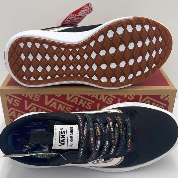 Vans WMNS Black Sneakers with Rainbow Stripes Ultrarange Exo(Pride) Black/True