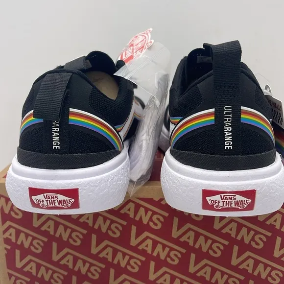 Vans WMNS Black Sneakers with Rainbow Stripes Ultrarange Exo(Pride) Black/True
