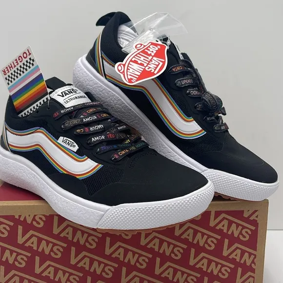 Vans WMNS Black Sneakers with Rainbow Stripes Ultrarange Exo(Pride) Black/True