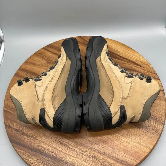 Vasque Wasatch Mid GTX Hiking Boots Womens Size 6.5 M Tan Waterproof Comfort