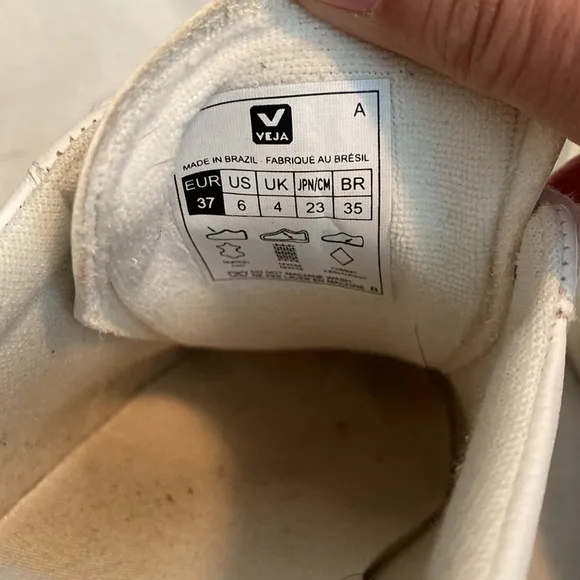 Veja White and Red Sneakers women’s size 6