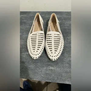 Veronica Beard Cream Leather Loafers with Woven Design