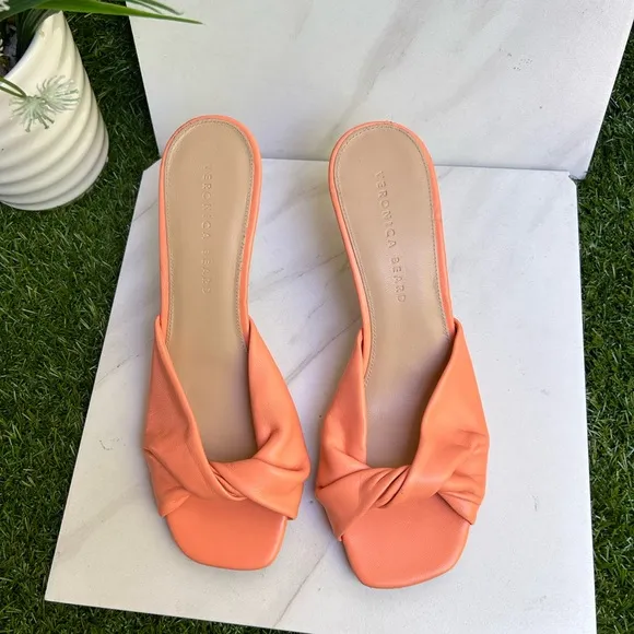 VERONICA BEARD Melli Apricot leather Sandal Size  6 women