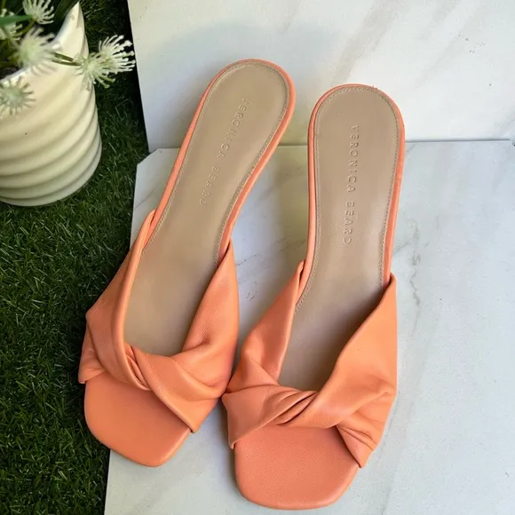 VERONICA BEARD Melli Apricot leather Sandal Size  6 women